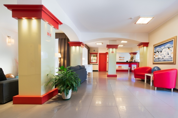 Mediterraneo Hotel & Motel